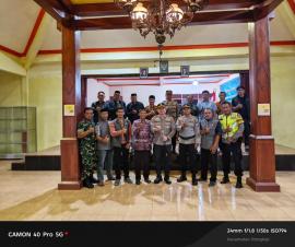 Kunjungan Perdana Kapolres Gunungkidul ke Botodayaan, Lurah Paparkan Profil dan Mitigasi Wilayah