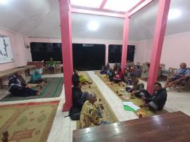 Tabungan Jumat Pon Sambilor, Warga Kompak Bahas PBB hingga Hari Jadi ke-110