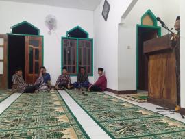 Tausiyah Safari Tarawih, Lurah Botodayaan Ajak Warga Perkuat Rasa Syukur