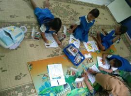 Serunya Belajar Sambil Bermain, Anak PAUD Mulia II Asyik Mewarnai Penuh Kreativitas