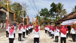 Pemerintah Kalurahan Botodayaan Tingkatkan Kualitas Pelayanan melalui Pengadaan Meja Pelayanan Publi